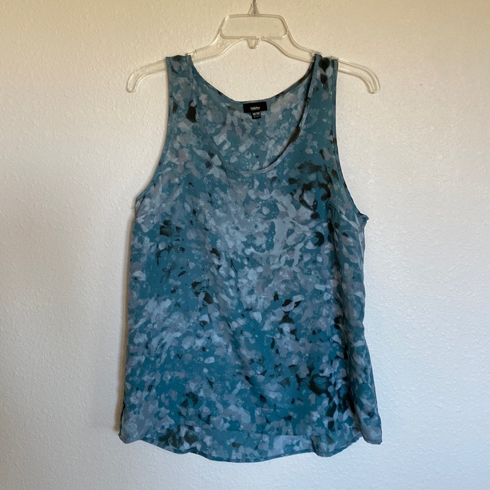 Maximo Medium tank top in teal floral print.